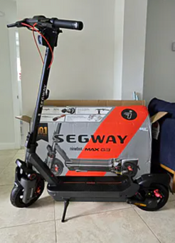 Ninebot MAX G3 customer scooter photo